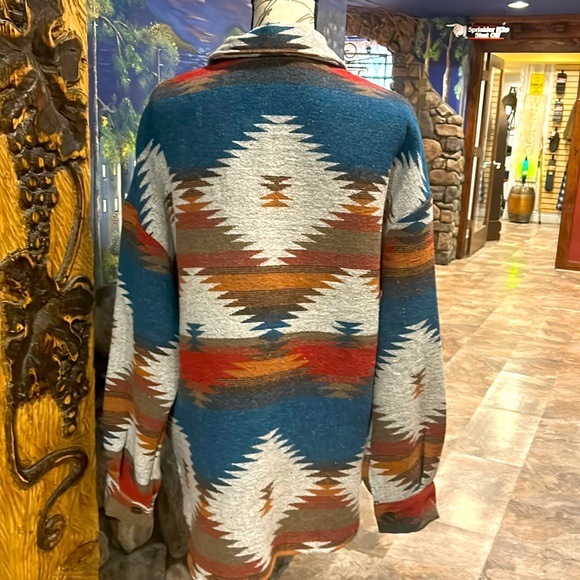 NWT Southwestern Patterned Button-Up Jacket Size XL - Picture 2 of 2